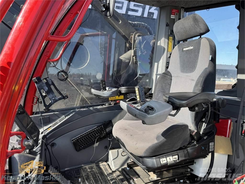 Komatsu 901XC Betakarítók