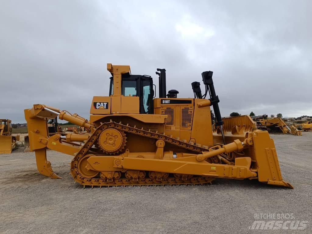 CAT D 10 T lánctalpas dózerek