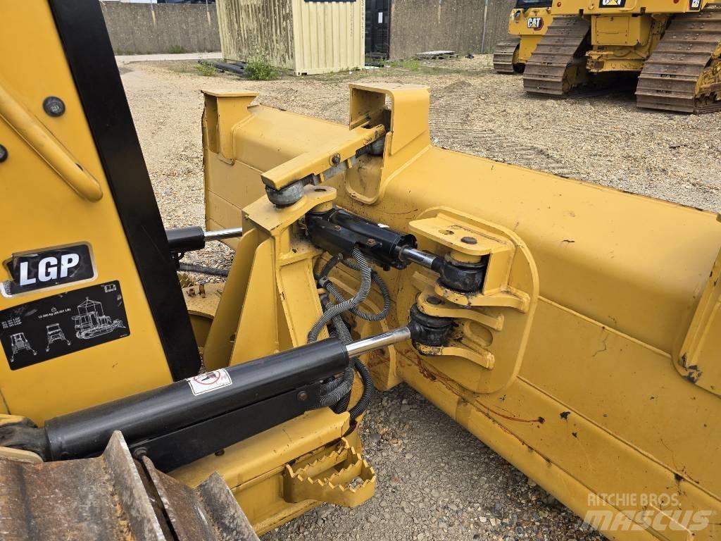 CAT D 3 LGP lánctalpas dózerek