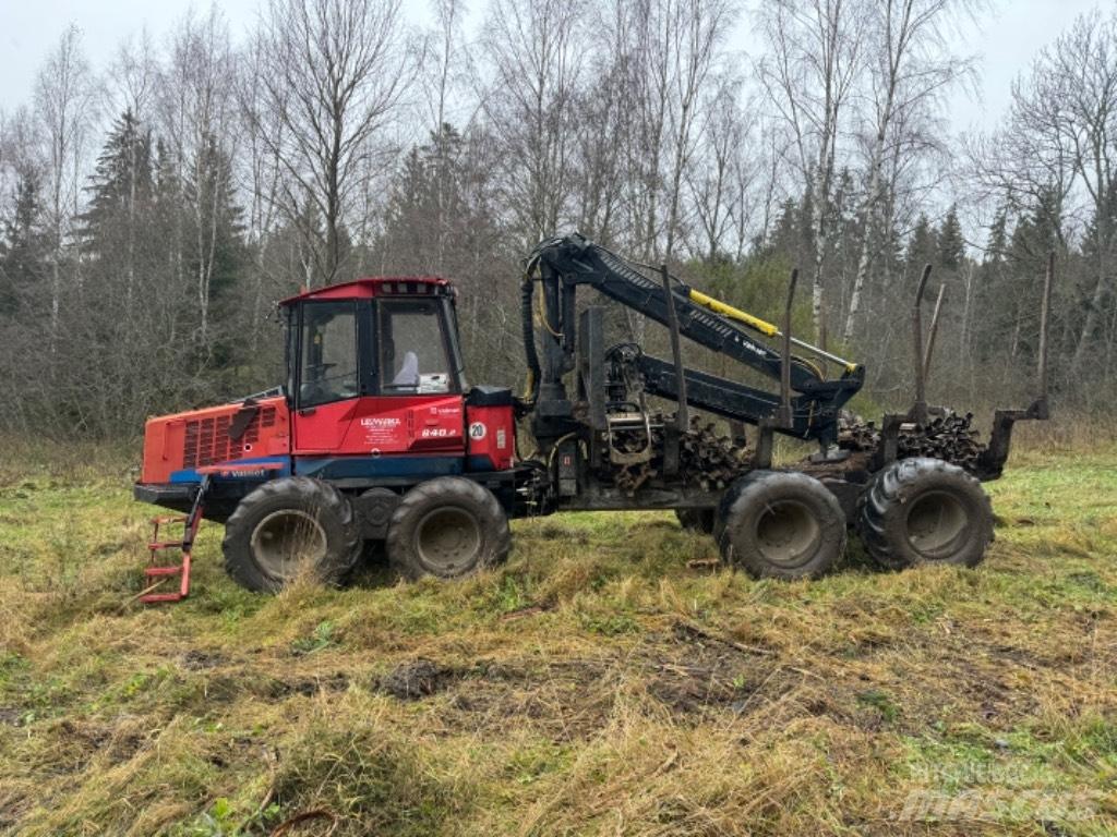 Valmet 840.2 Kihordók