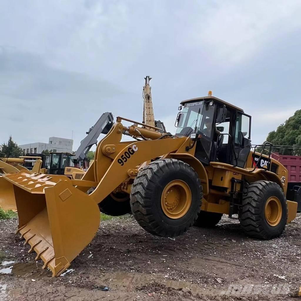 CAT 950 G Gumikerekes homlokrakodók