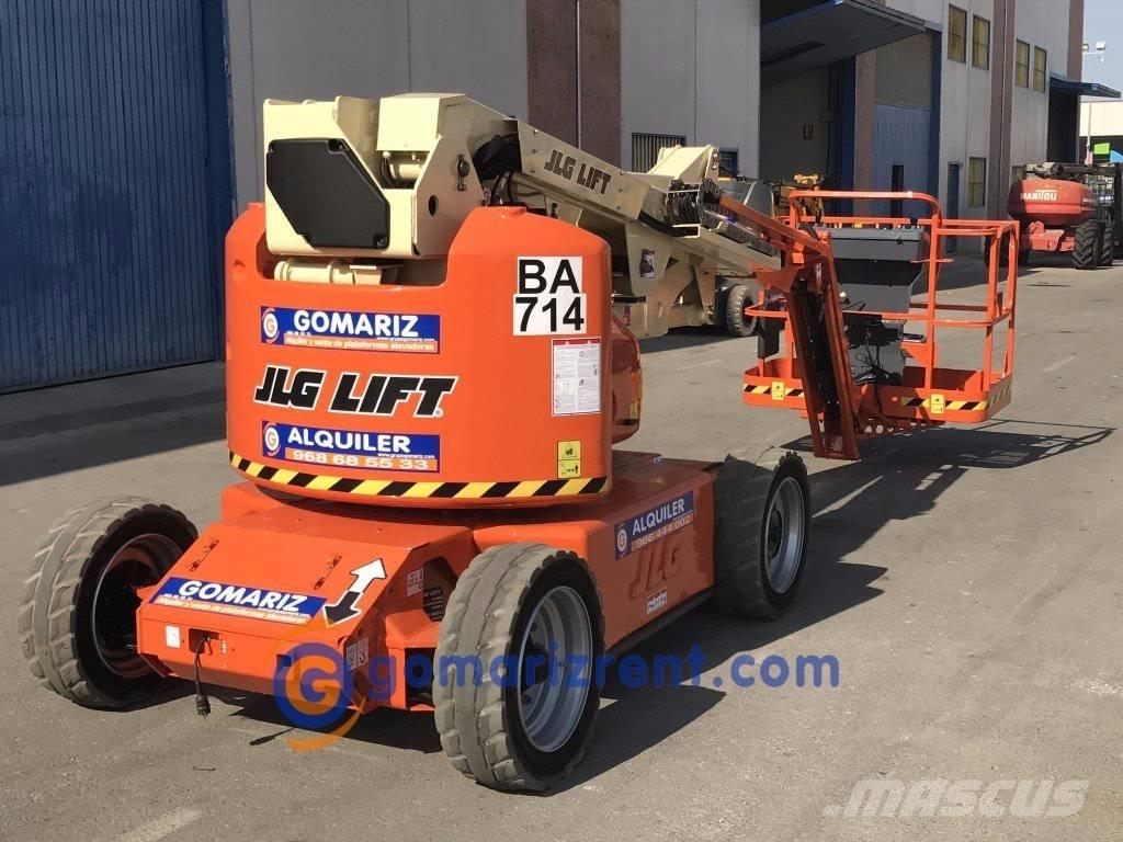 JLG E 450 AJ Karos emelők