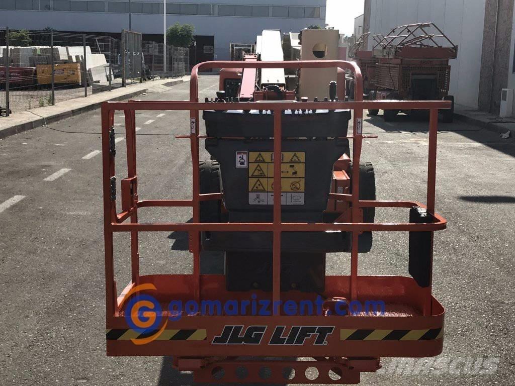 JLG E 450 AJ Karos emelők