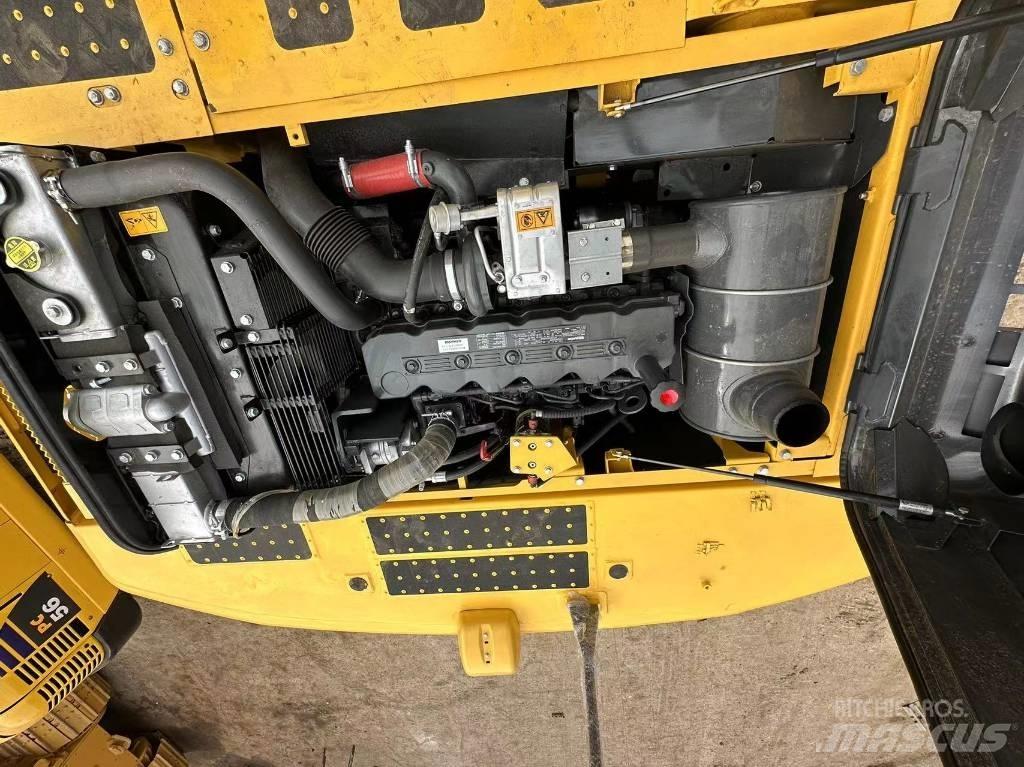 Komatsu PC 220 Lánctalpas kotrók