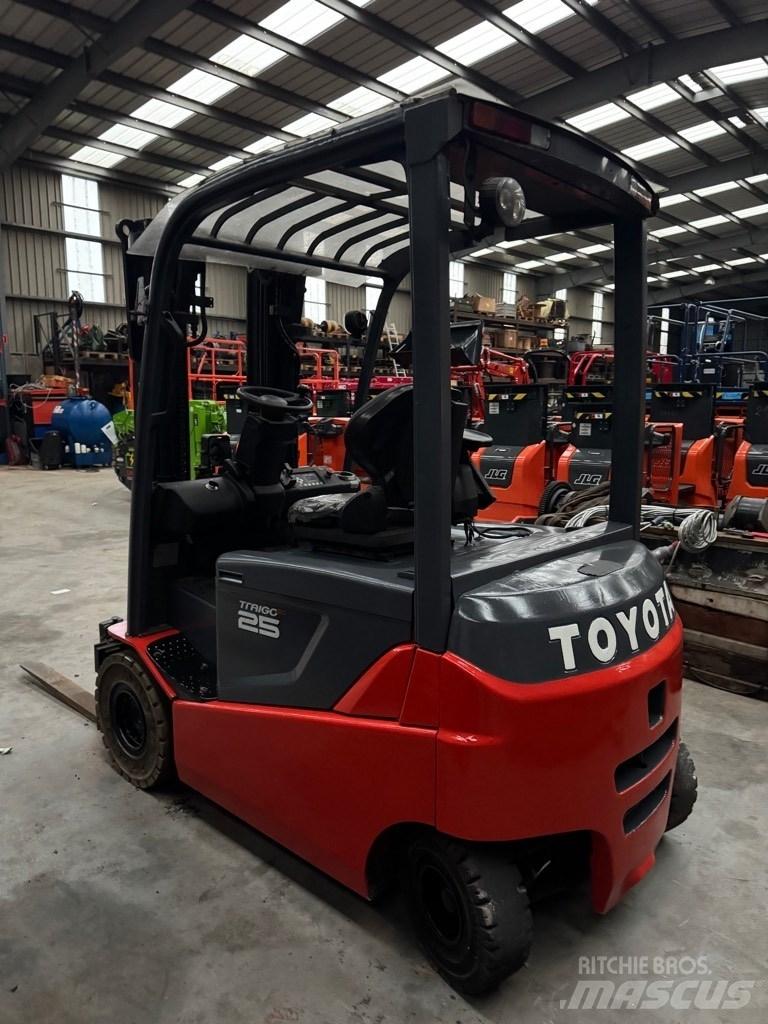 Toyota traiogo 25 Elektromos targoncák