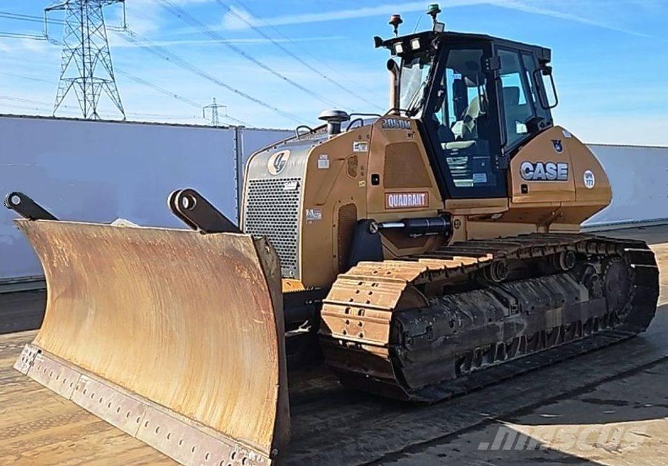 CASE 2050 M lánctalpas dózerek