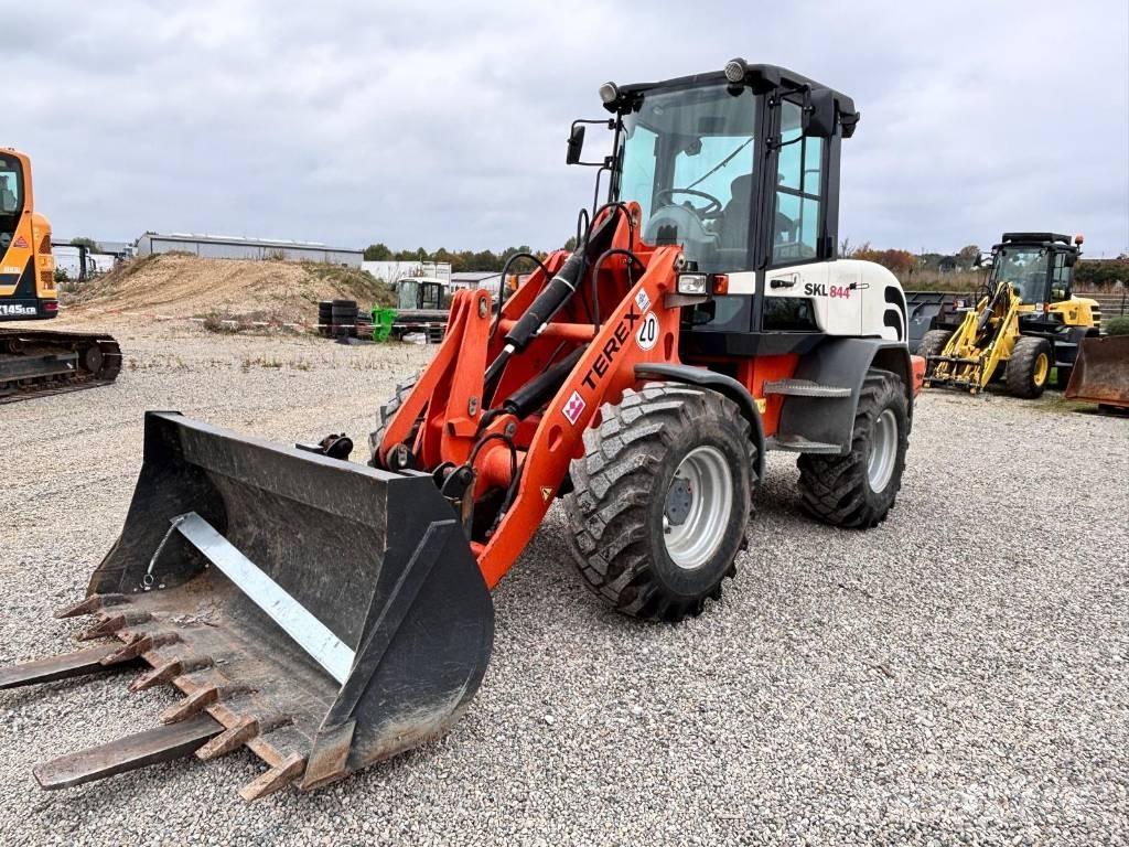 Terex SKL 844/ TL 100 Gumikerekes homlokrakodók