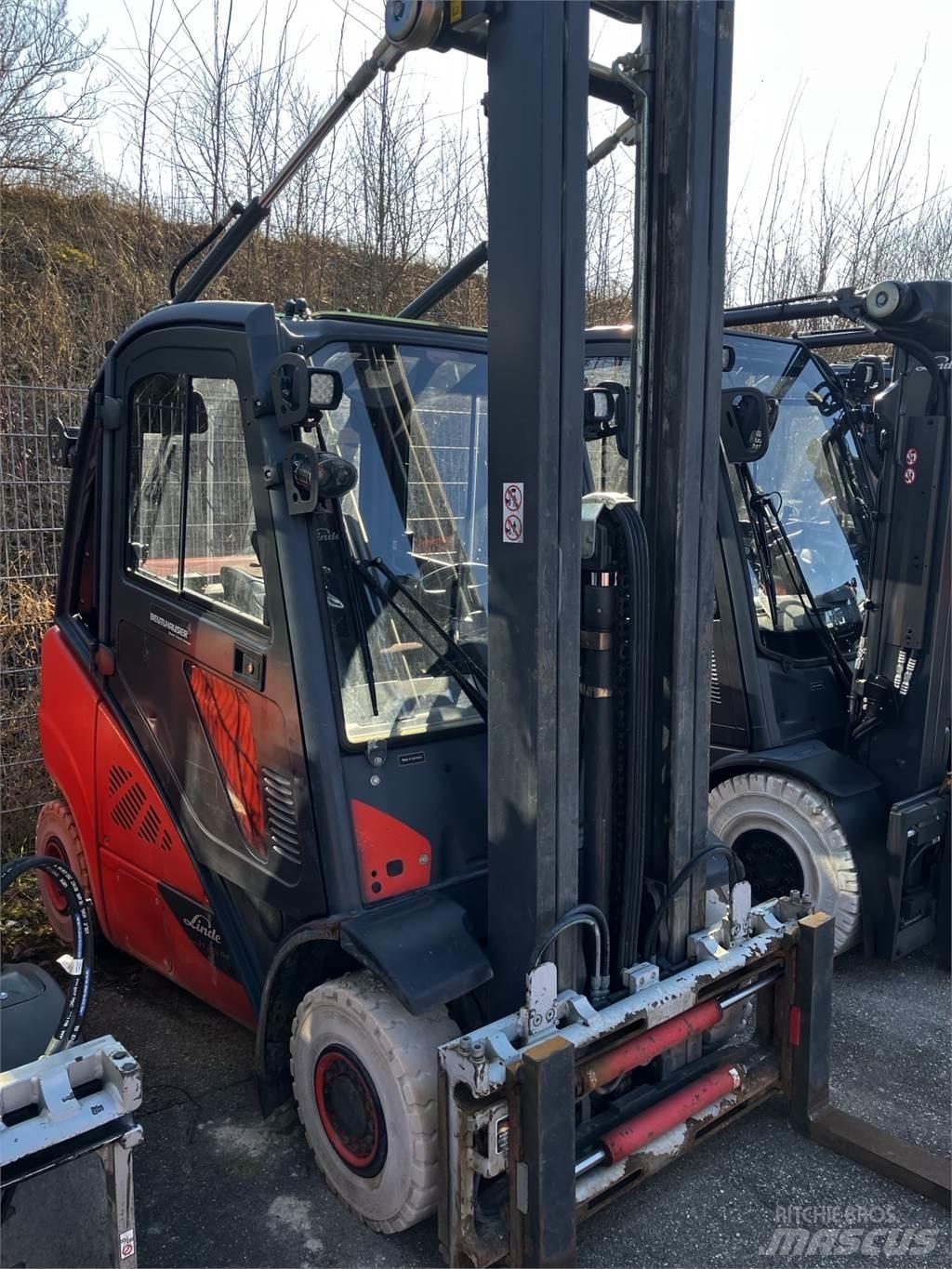 Linde H25T Gázüzemű targoncák