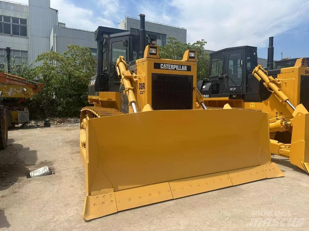 CAT D 8 R lánctalpas dózerek
