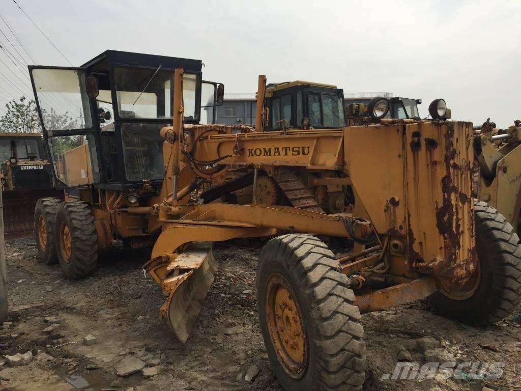 Komatsu GD 511 A Gréderek