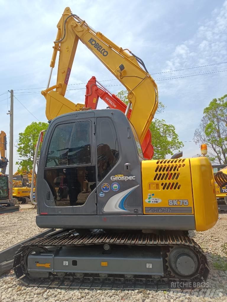 Kobelco SK 75 Mini kotrók < 7t