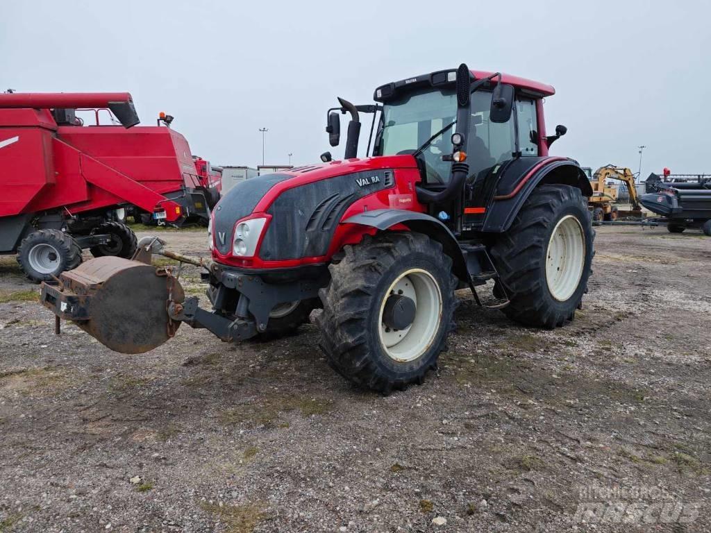 Valtra T 193 Traktorok