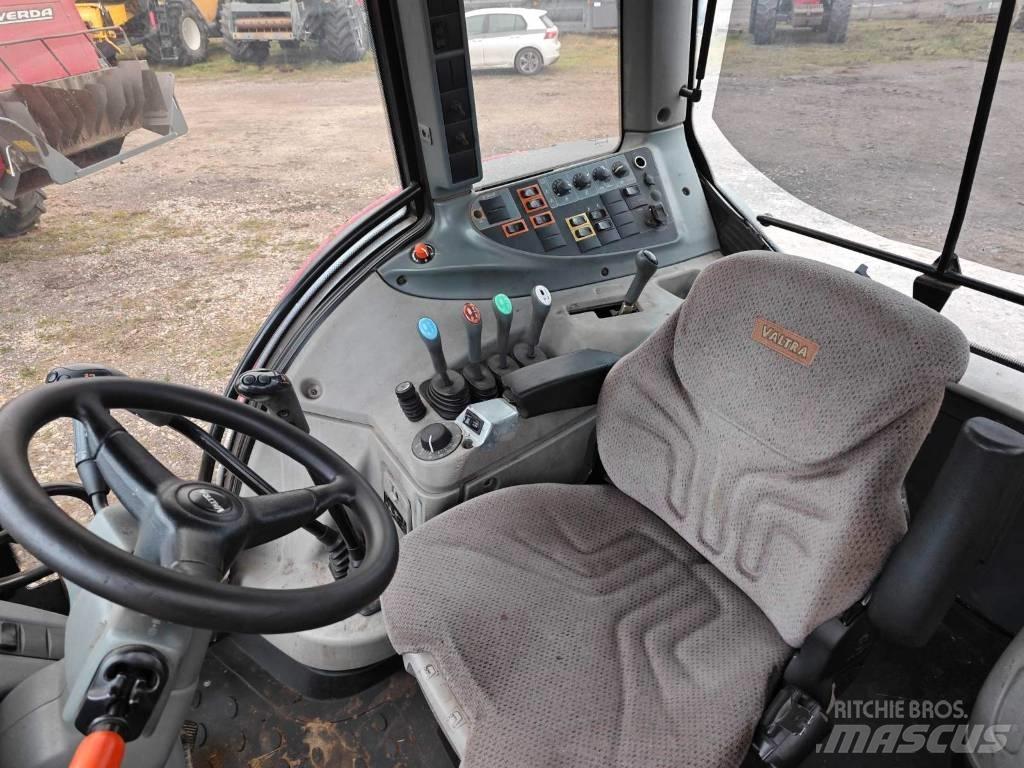 Valtra T 193 Traktorok