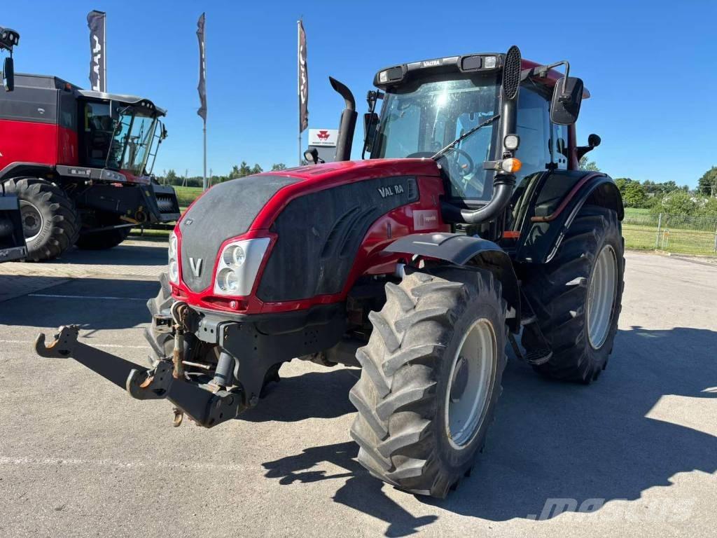 Valtra T 193 Traktorok