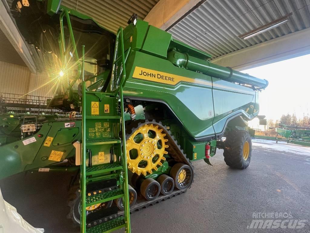 John Deere X9 1100 Kombájnok