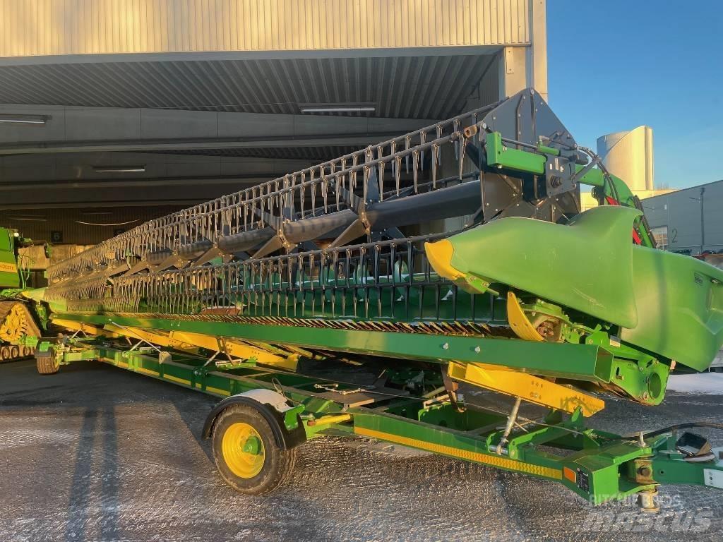 John Deere X9 1100 Kombájnok