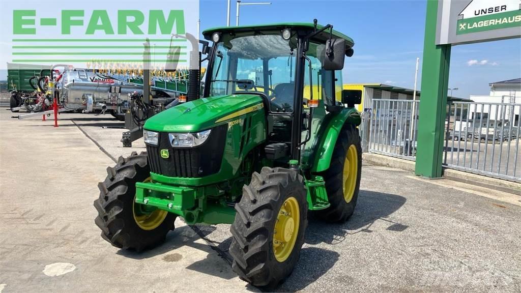 John Deere 5058E Traktorok