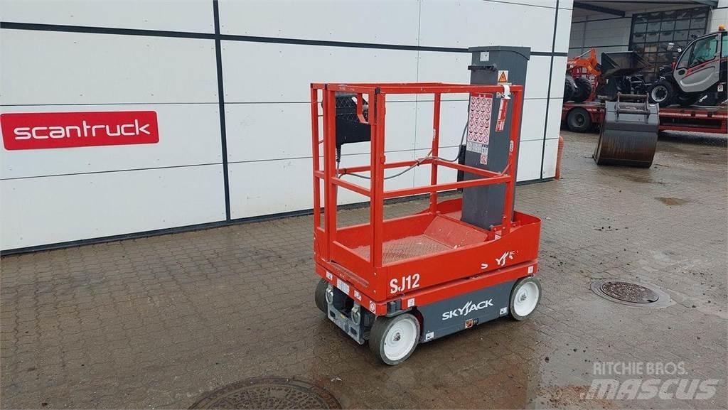 SkyJack SJ12 Személyemelők