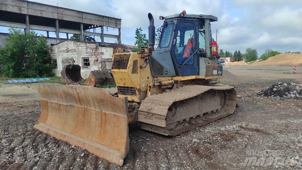 Komatsu D41P-6 lánctalpas dózerek