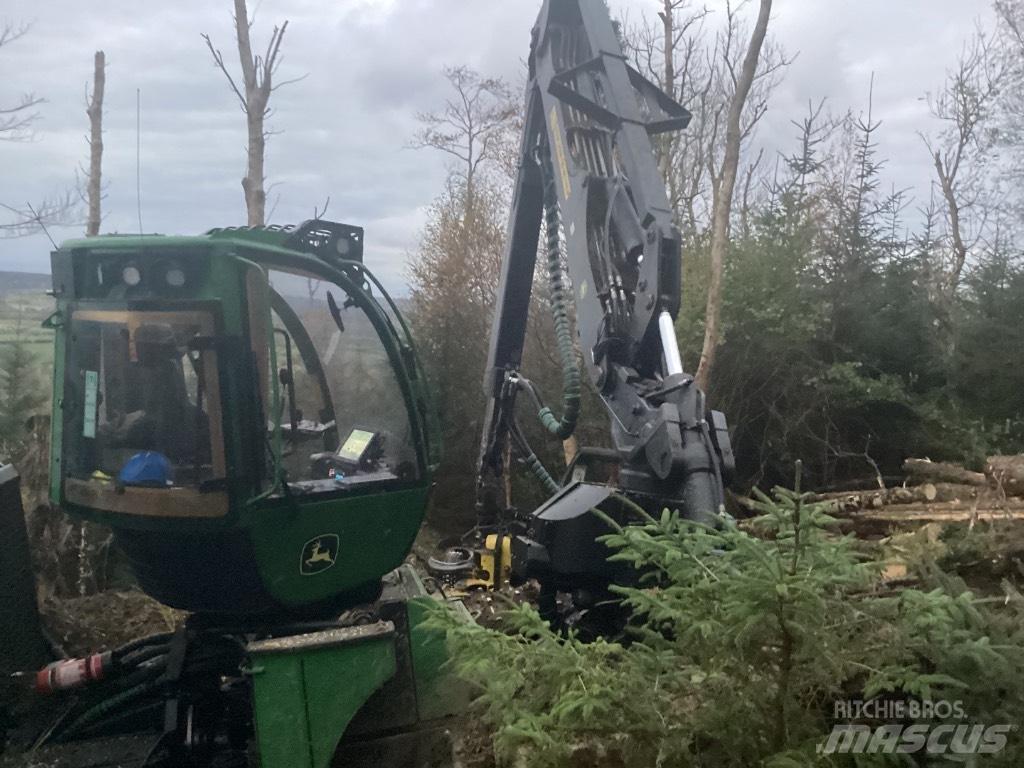 John Deere 1470G Betakarítók