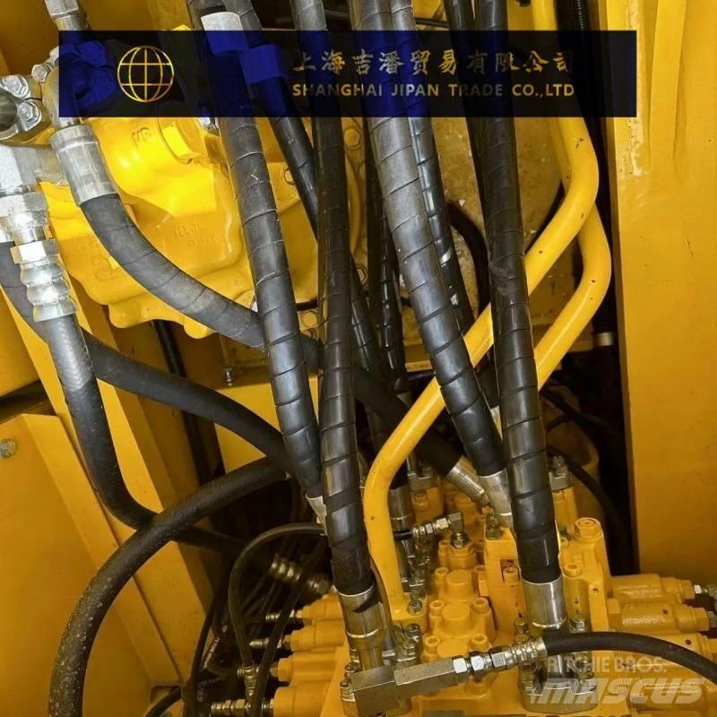 Komatsu PC 220 Lánctalpas kotrók