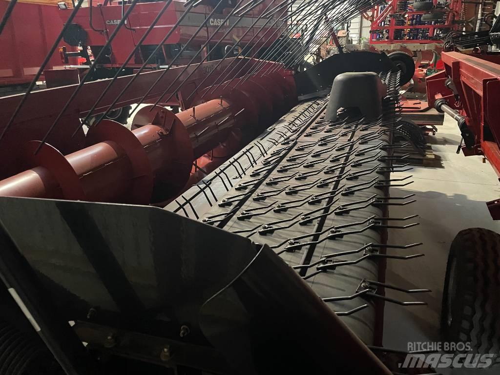 Case IH 3016 Kombájn adapterek