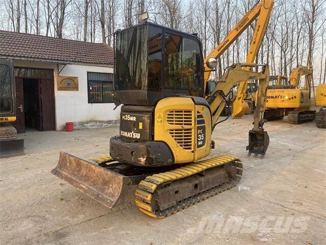 Komatsu PC35MR-2 Lánctalpas kotrók