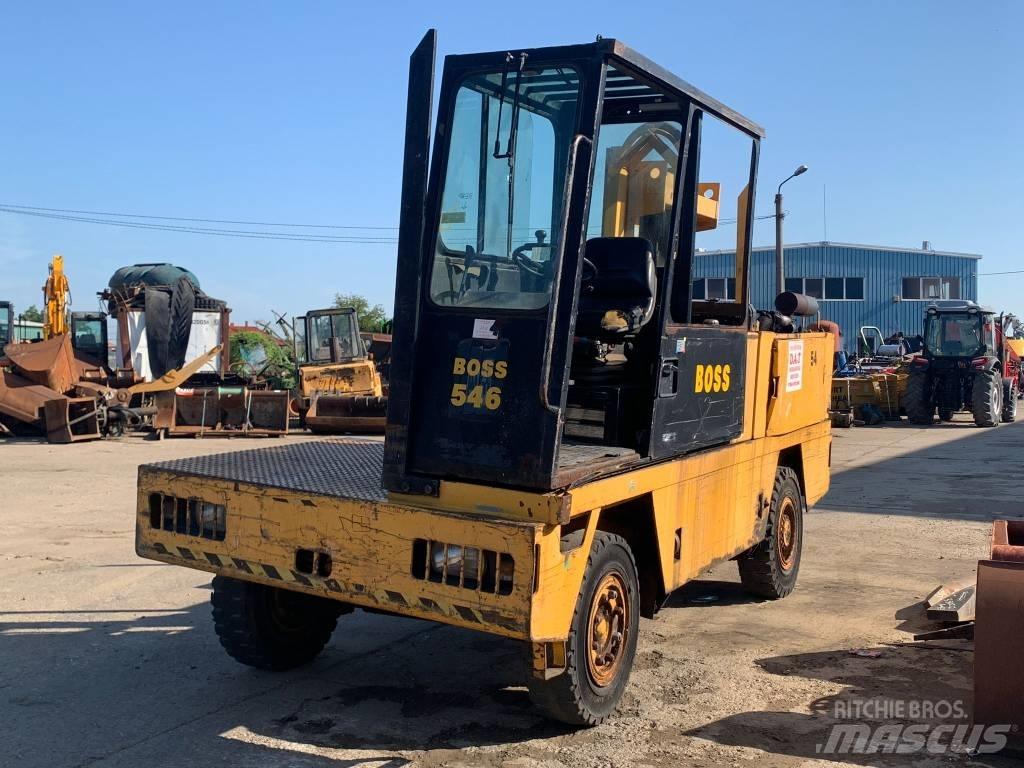 Boss LB546 Oldalvillás targonca