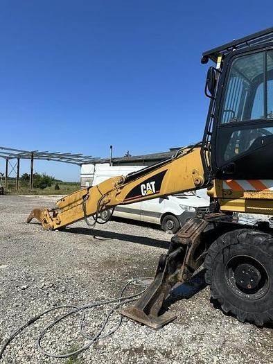CAT M322D VAH Speciális kotrók