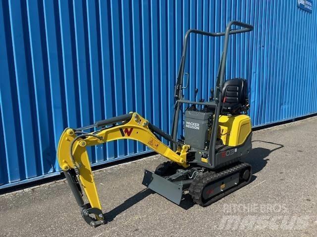 Wacker Neuson 803 Mini kotrók < 7t