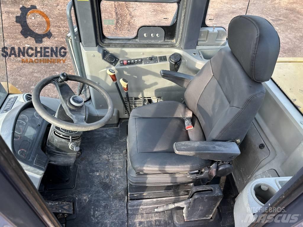 XCMG LW500F Gumikerekes homlokrakodók