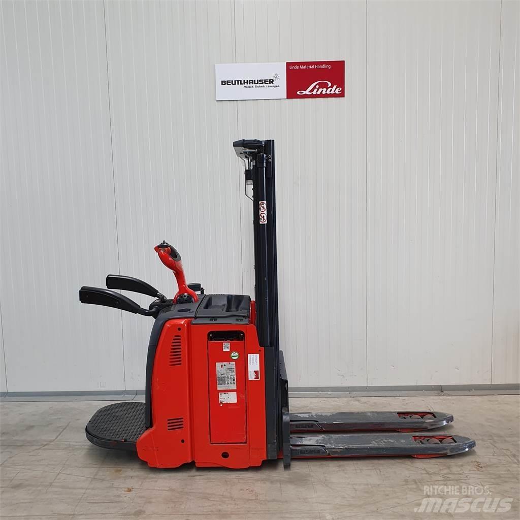 Linde D12AP Gyalogkíséretű targonca