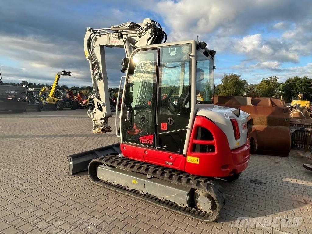 Takeuchi TB 370 V4 Közepes (midi) kotrók 7 t - 12 t