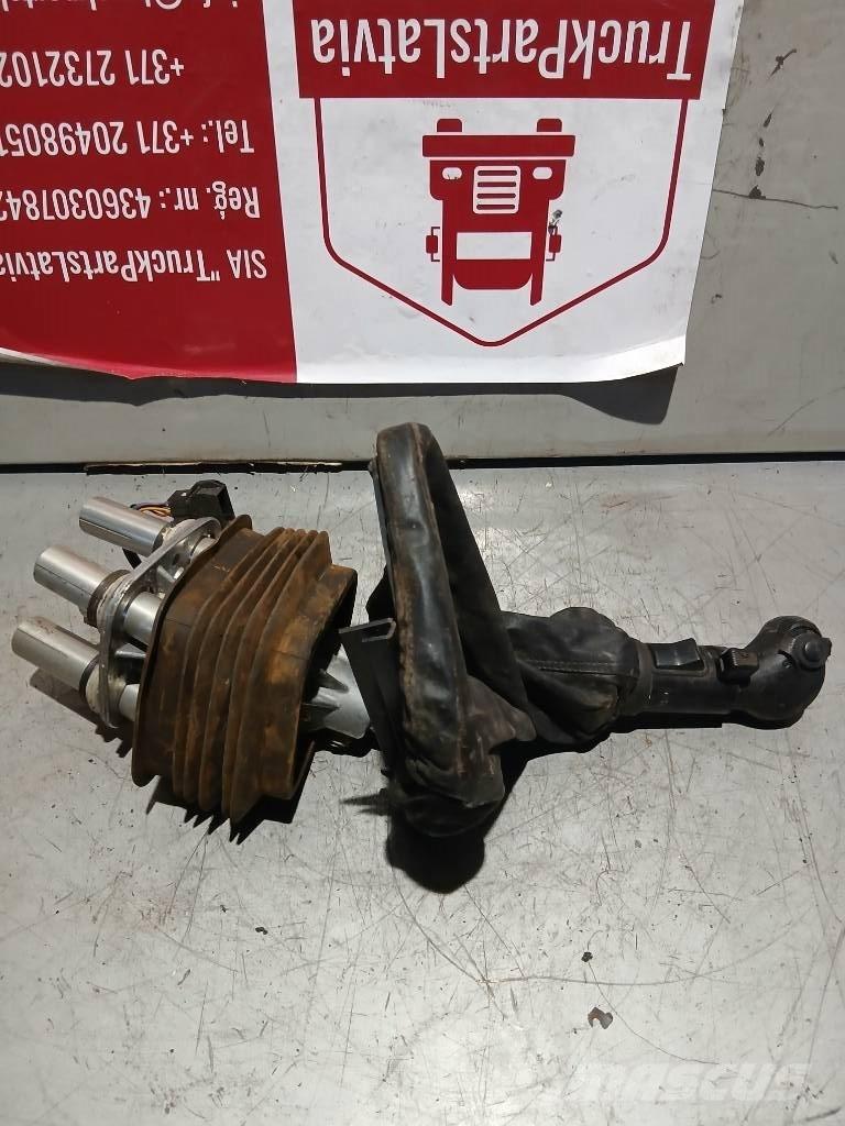 MAN TGA    81326056111 Vezetőfülke és belső tartozékok