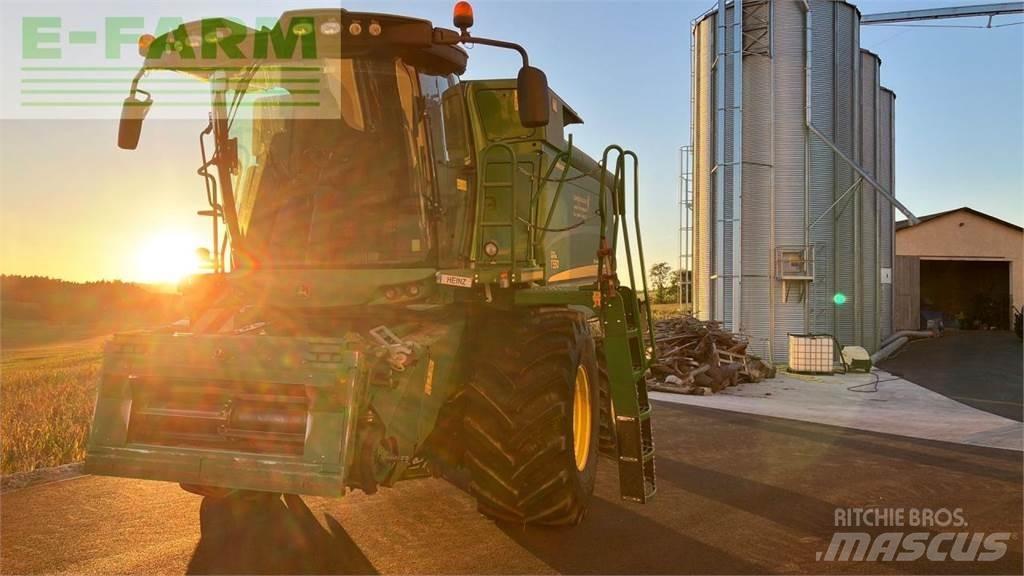 John Deere T550 HM Kombájnok