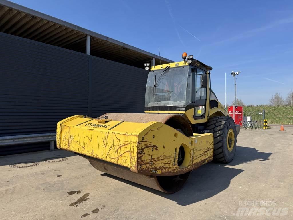 Bomag BW 226 BVC-5 Egydobos hengerek