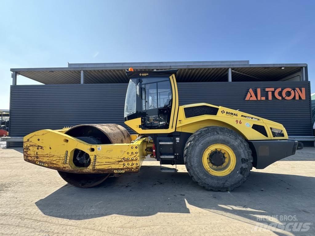 Bomag BW 226 BVC-5 Egydobos hengerek