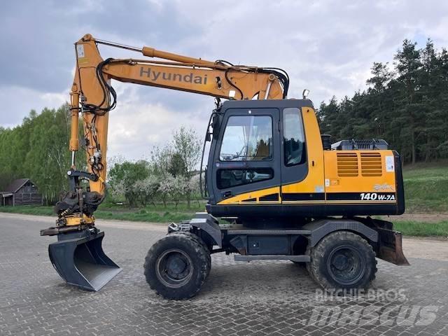 Hyundai Robex 140 W Gumikerekes kotrók