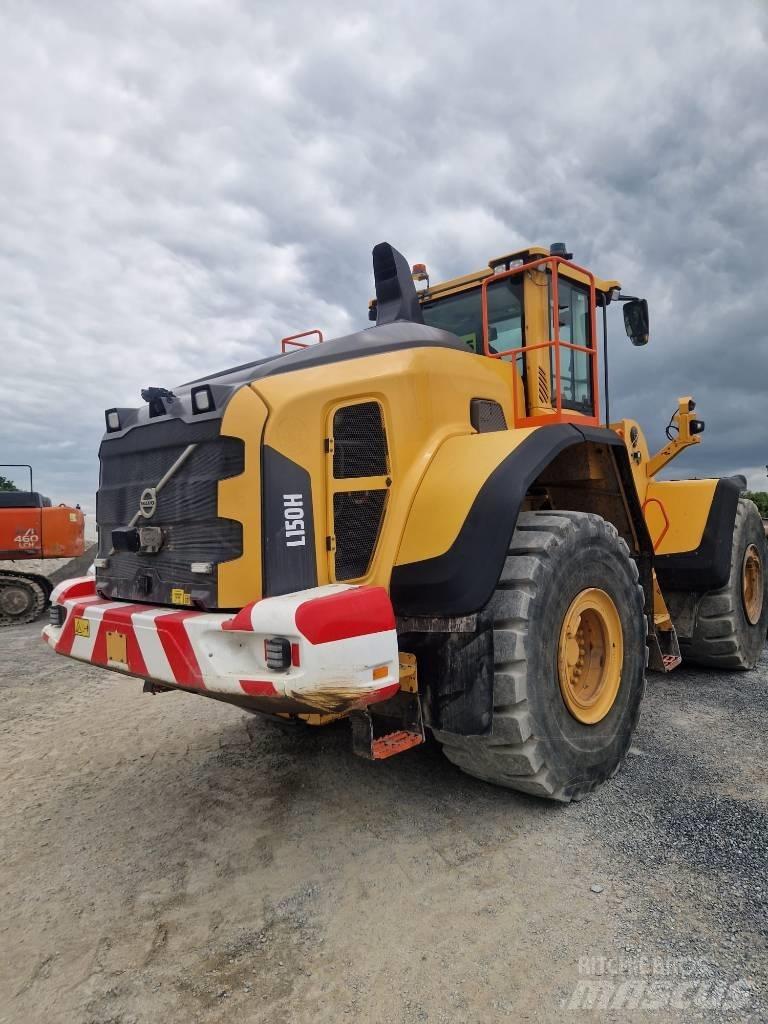 Volvo L 150 H Egydobos hengerek