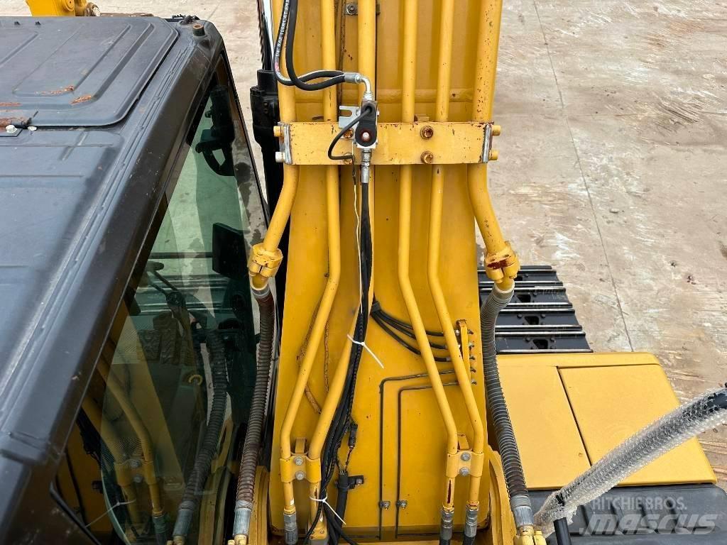 CAT 323GC Lánctalpas kotrók