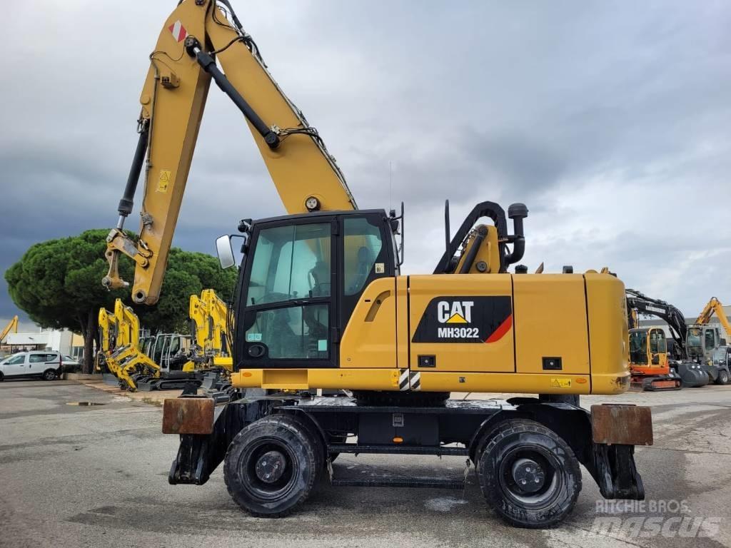 CAT mh3022 Gumikerekes kotrók