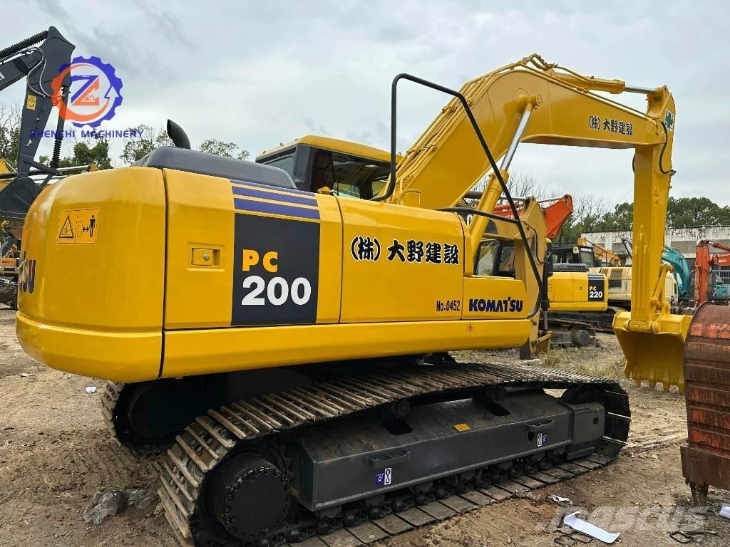 Komatsu PC 200-7 Lánctalpas kotrók