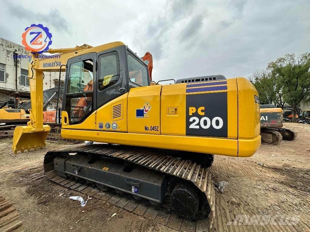 Komatsu PC 200-7 Lánctalpas kotrók