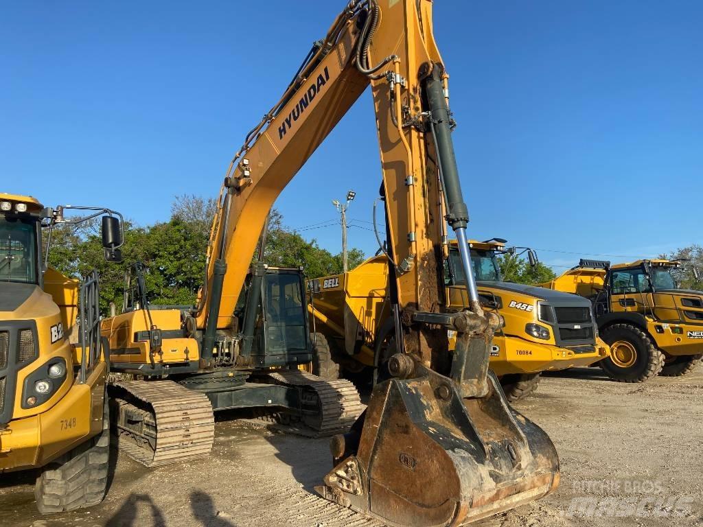 Hyundai HX330L Lánctalpas kotrók