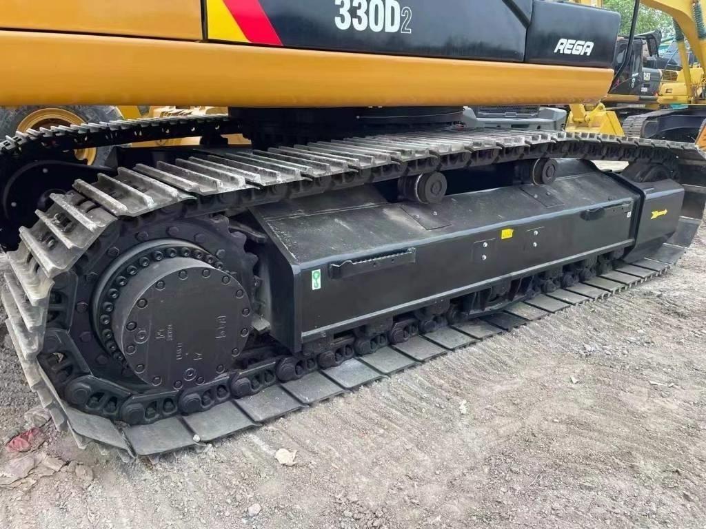 CAT 330 D Lánctalpas kotrók