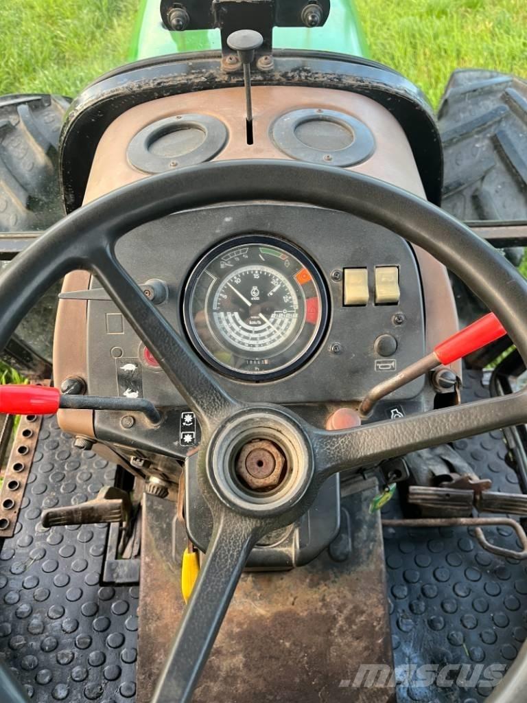 John Deere 1950 Traktorok