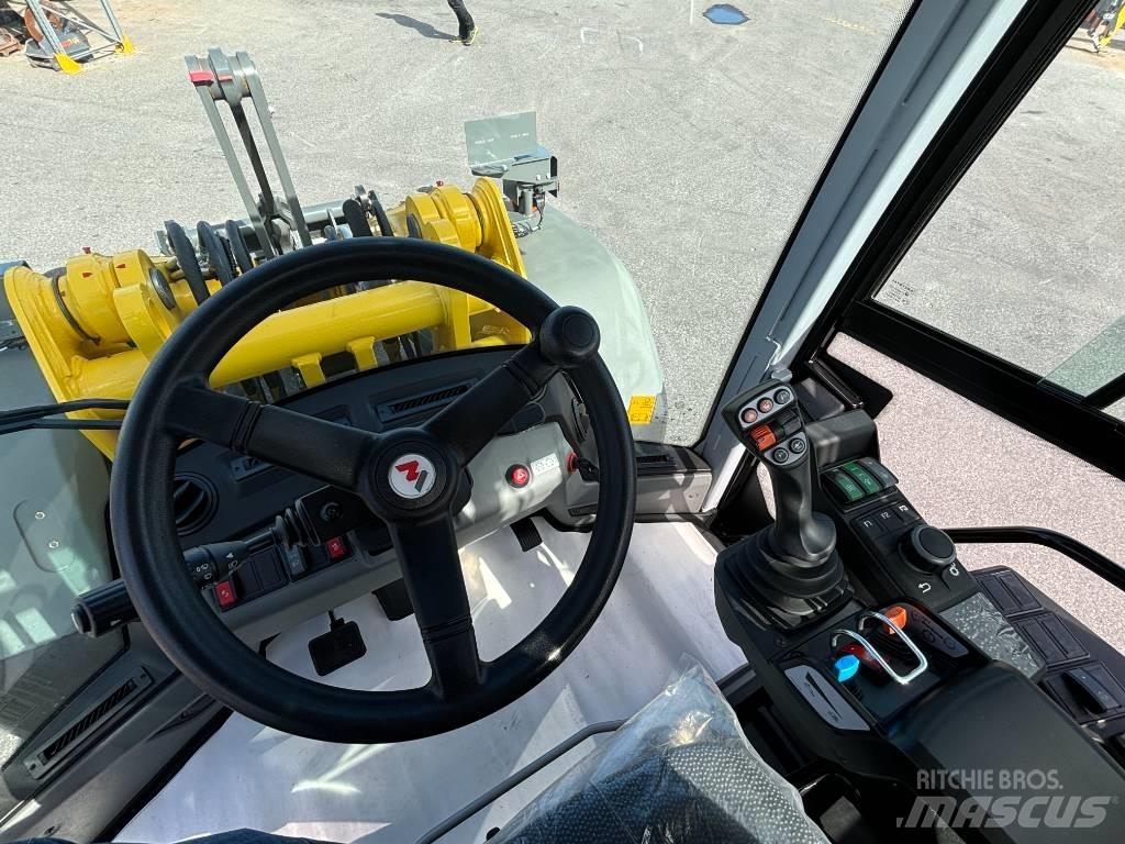 Wacker Neuson WL95 Gumikerekes homlokrakodók