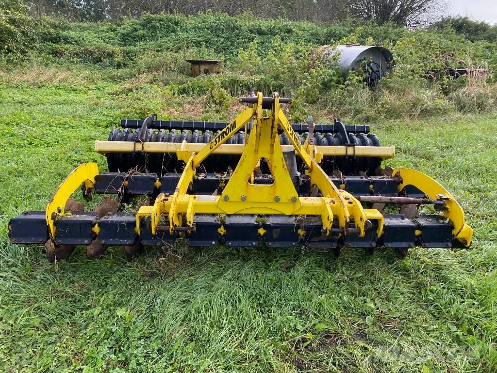 Strom XN 3000 Kardánhajtású ekék és Forgó-boronák