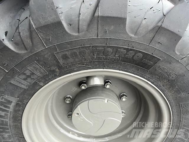 Weycor AR420 HS Gumikerekes homlokrakodók