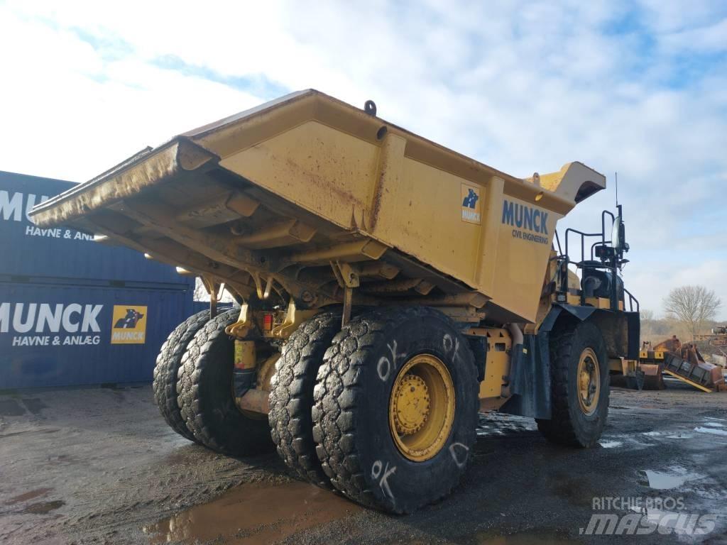 CAT 772G Mezei dömperek